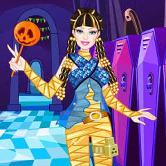 Jogo Barbie Romantic Dress Up no Jogos 360