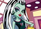 Monster High Fearleading Tryouts