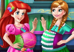 Royal Pregnant Bffs