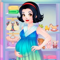 Snow White Pregnancy